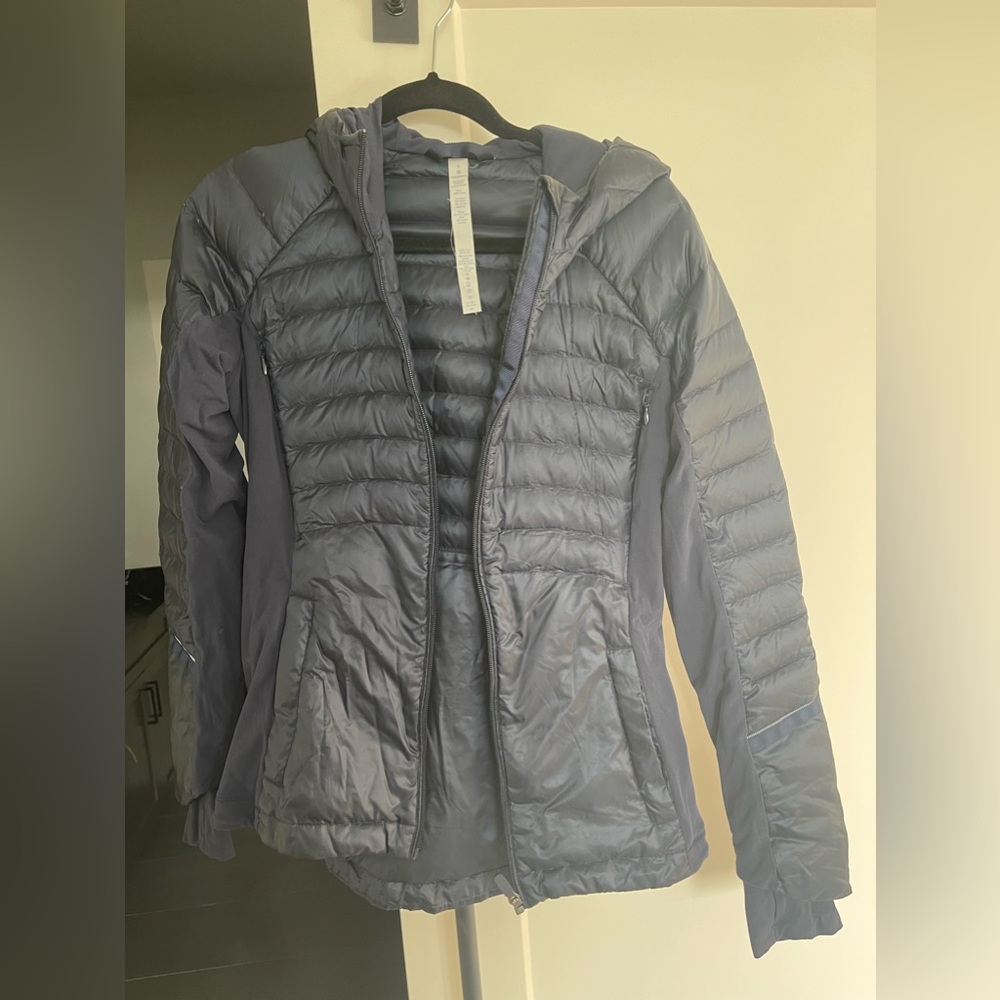 Lululemon down puffy jacket